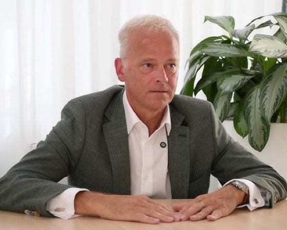 ‘Stel nu je prioriteiten’