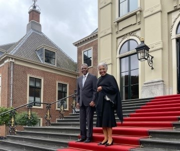 Gouverneur rondt laatste werkbezoek Nederland af