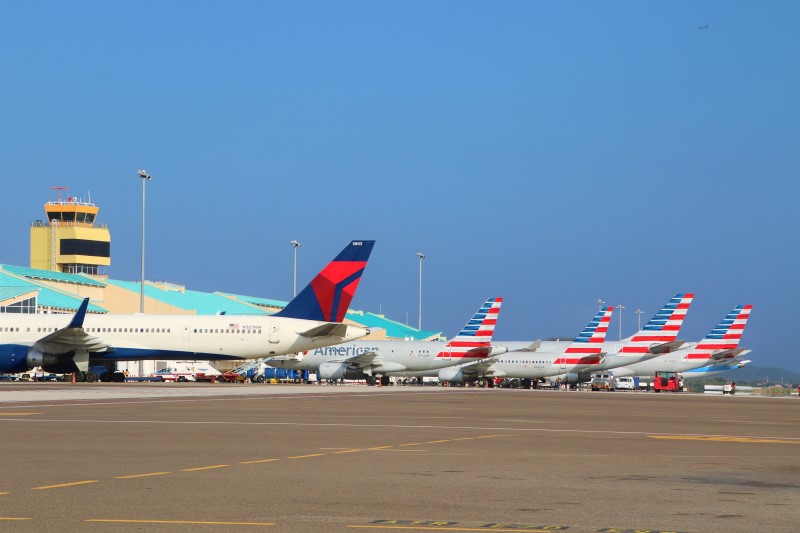 aruba airport