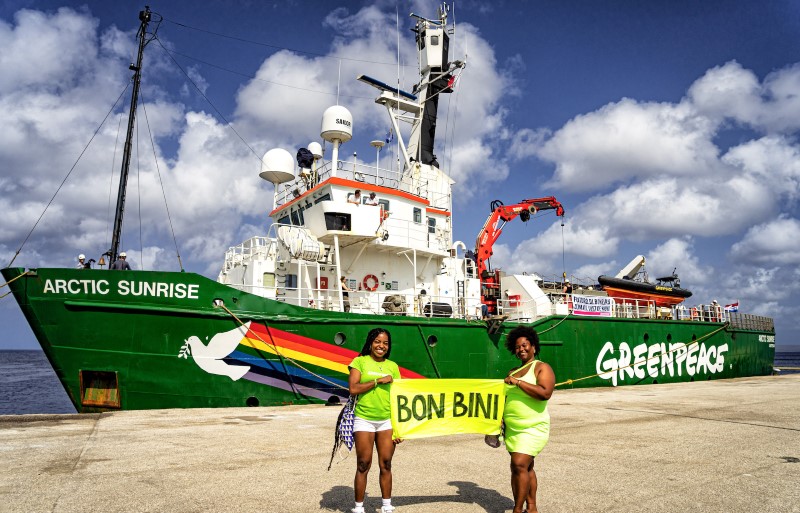 F01 Greenpeace Bon S Kogelman